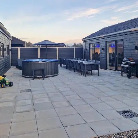 Beautiful In With Sauna בית נופש *