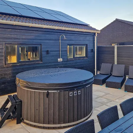 Beautiful In With Sauna *