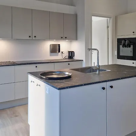 בית נופש Beautiful In With Sauna לוקן