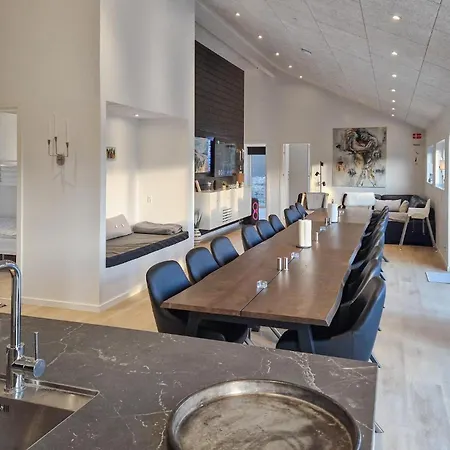 בית נופש Beautiful In With Sauna *