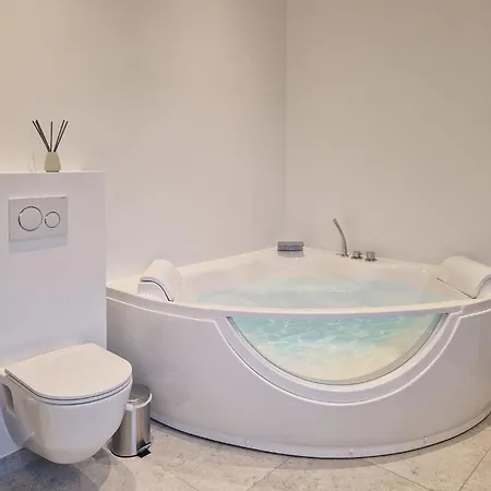 Beautiful In With Sauna *